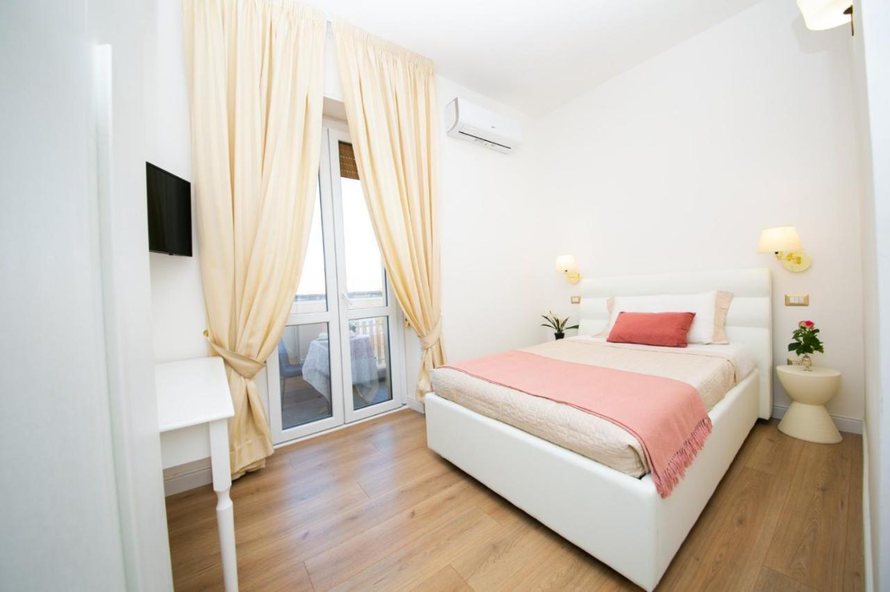 Viale Italia Boutique Rooms 萨萨里 外观 照片